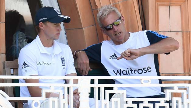 Joe Root (Left) had an excellent relationship with recently sacked England coach Peter Moores © Getty Images