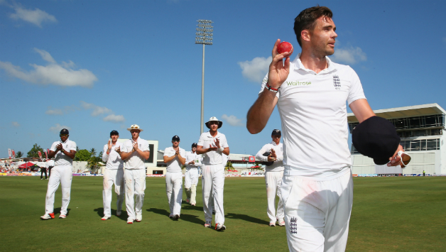 James Anderson finished with figures of six for 42 © Getty Images