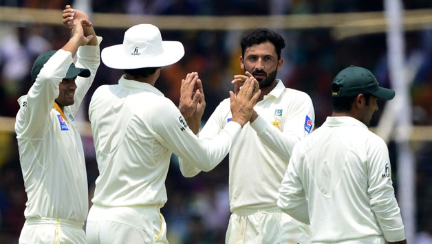Pakistan are desperate for a victory in this Test © AFP 