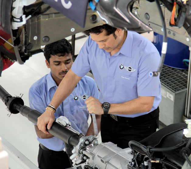 Sachin Tendulkar at the BMW workshop © IANS
