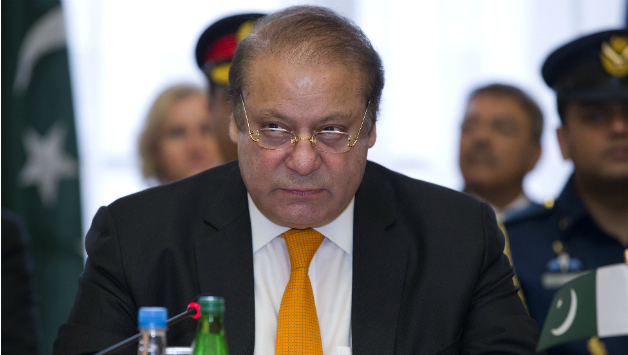 Nawaz Sharif recognised that Zimbabwe tour had ended a six-year-long drought of international cricket in Pakistan © Getty Images
