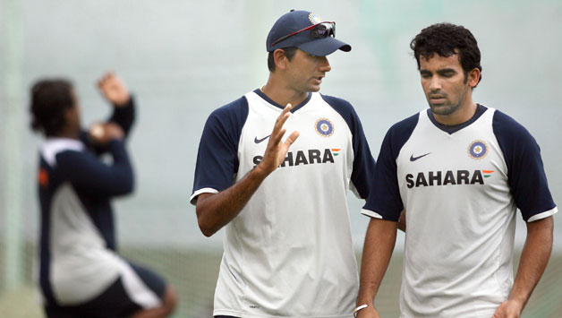 Venkatesh Prasad (left) with Zaheer Khan © AFP