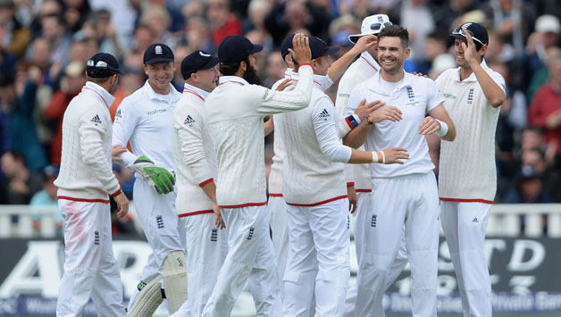 England dominated Day One of the third Test © Getty Images