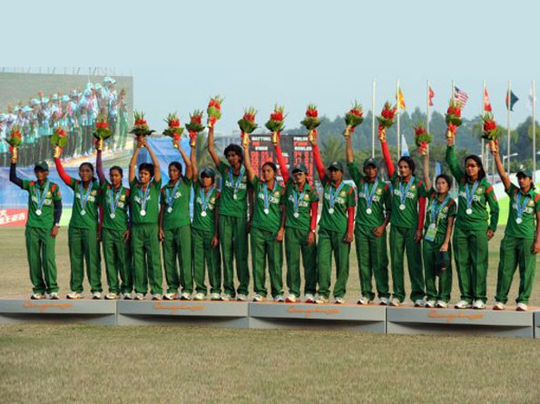 Ban-women-AFP