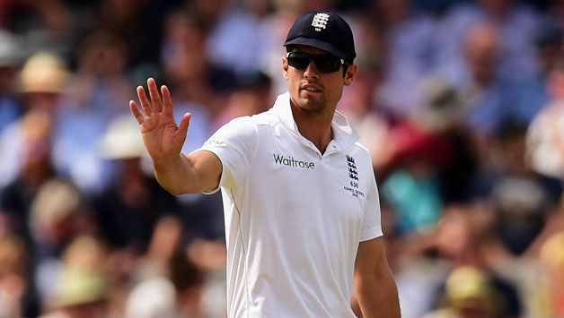 Alastair Cook's England are currently leading the Ashes 2015 2-1 with two more games to go © Getty Images