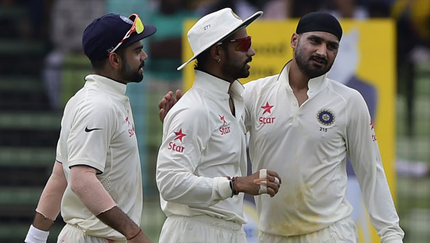 Harbhajan Singh was the lone wicket taker for India in second session © AFP