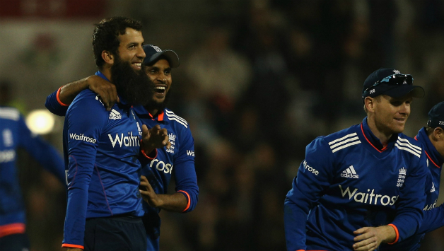 Moeen Ali (extreme left) and Adil Rashid (center) took five wickets between them © Getty Images