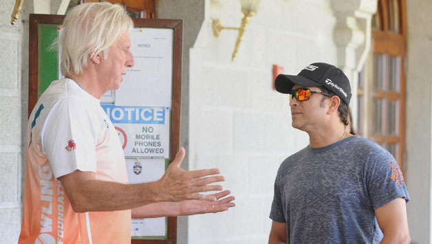 Sachin Tendulkar spends time with Jeff Thomson and Mumbai Ranji Trophy 2015-16 side