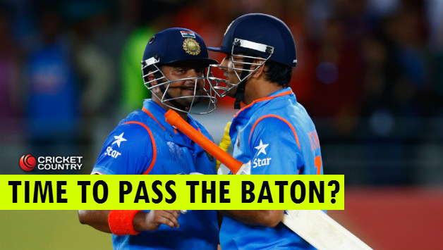 Suresh Raina (left) and MS Dhoni © Getty Images