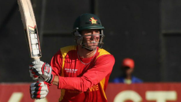Craig Ervine led Zimbabwe to a five-wicket win in the second ODI with an unbeaten 101 © AFP