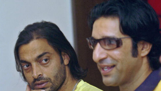 Shoaib Akhtar (Left) and Wasim Akram (Right) were two of Pakistan's deadliest fast bowlers in their careers © Getty Images
