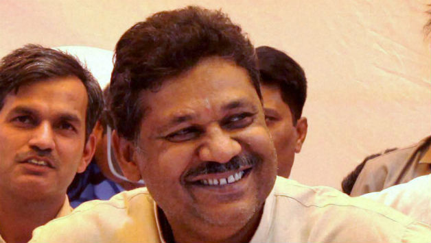 Kirti Azad expresses his view on India- Pakistan