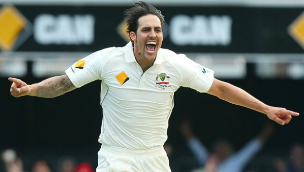 Mitchell Johnson calls it a day ahead of play on fith day of the Perth Test ©Getty Images