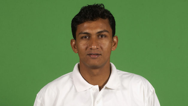 Bangar insisted that the first Test match is very much in the balance after the home spinners sent two visiting team batsmen back in the pavillion at close of opening day's play with South Africa scorecard reading 28 for two © Getty Images