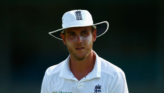 Stuart Broad will be looking to pick up some quick wickets when play begins on Day Three © Getty Images