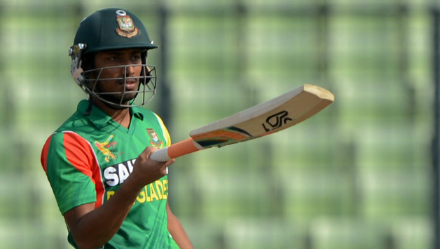 Anamul Haque used his bat for beating © AFP