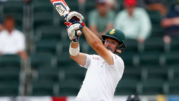 Dean Elgar was batting on 10 off 18 deliveries © Getty Images
