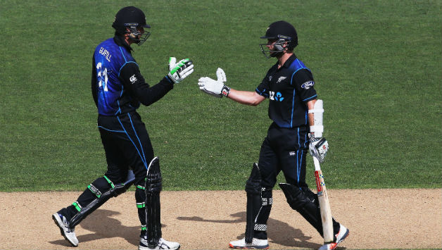 Martin Guptill (Left) and Kane Williamson put on 159 for the second wicket © Getty Images