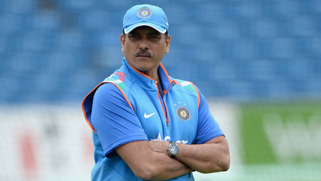 Ravi Shastri bats for broader white kookaburra balls in ODIs © Getty Images