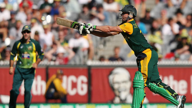 ABD is probably the most innovative T20 player with the weirdest shots, which only leaves a person thinking, “How is this shot even possible?”  © Getty Images