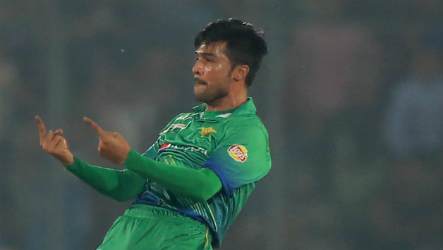 Mohammad Aamer bowled one of the finest spells in recent memory © AFP
