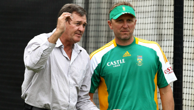 Pat Symcox (left) is clearly not happy with the current state of South Africa cricket amidst recent desmal performance by the national team © Getty Images