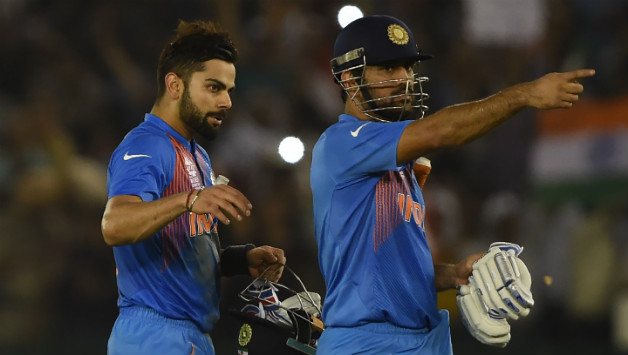 Virat Kohli (left) and MS Dhoni — India's greatest chasers © AFP