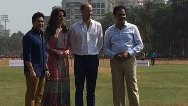 Sachin Tendulkar with Kate Middleton, Prince William and Dilip Vengsarkar © Twitter (Tendulkar's official handle)