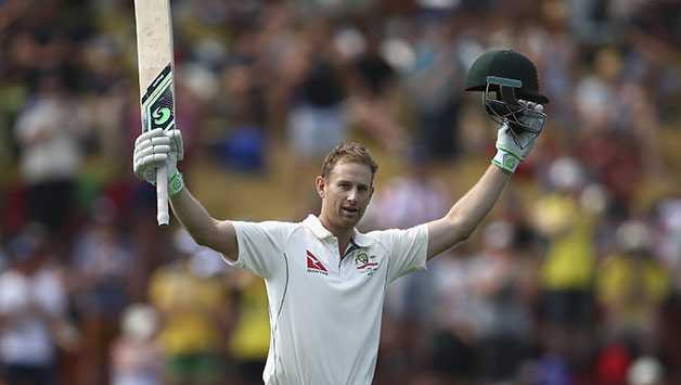 An incoming throw from a fielder struck Adam Voges' head while he was running between the wickets © Getty Images (File Photo)