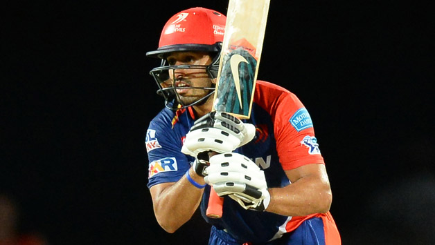 Karun Nair played a steady knock of 41 © AFP