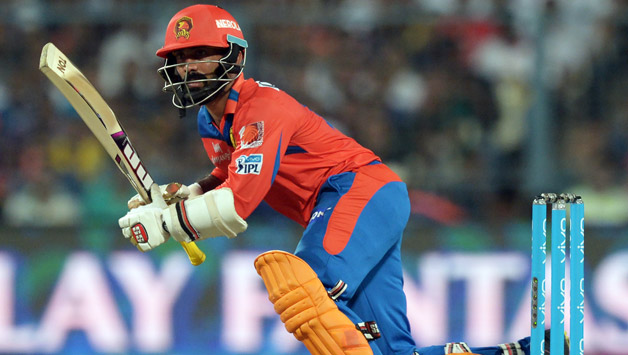 Dinesh Karthik played a classy knock of 51 © AFP