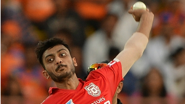 KXIP's new captain Murali Vijay has termed Axar Patel's spell as "incredible" during their win over GL in an IPL 2016 match 28 © AFP