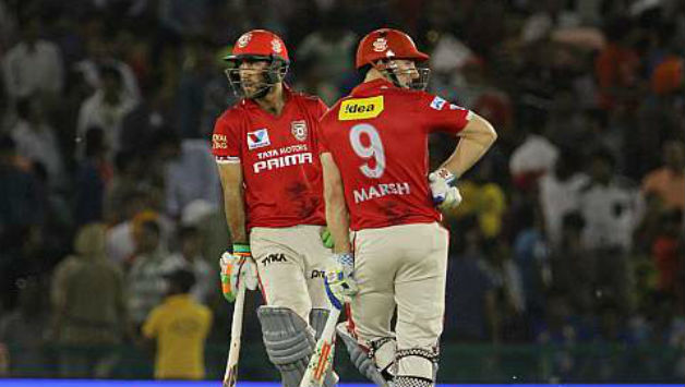 Glenn Maxwell and Shaun Marsh during a Kings XI Pujab's match © AFP