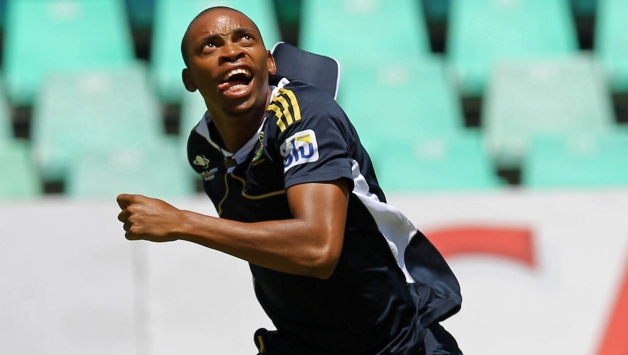 Aaron Phangiso grabbed 3 wickets for 40 against West Indies in Match 1 of Tri-Nation Series © Getty Images