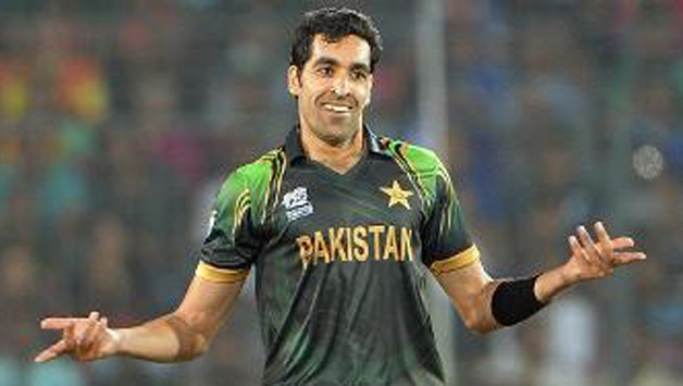 Umar Gul expressed his indignation at the country's cricket board for continuously ignoring his desire to make an international return © AFP