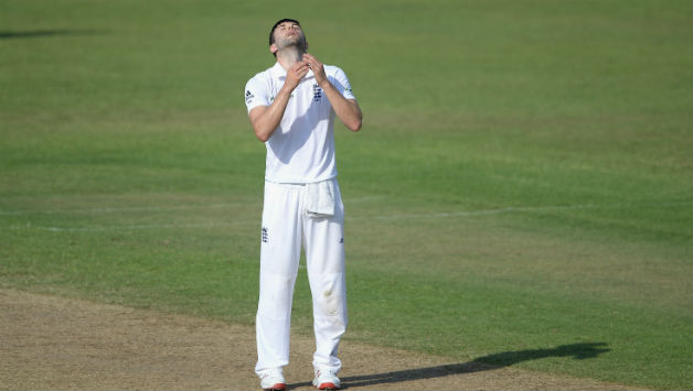 Mark Wood made his Test debut against New Zealand at Lord's in May 2015 © Getty Images