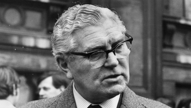 Maurice Allom was a tall (six-feet-six) amateur cricketer who played for Cambridge and Surrey © Getty Images (File Photo)
