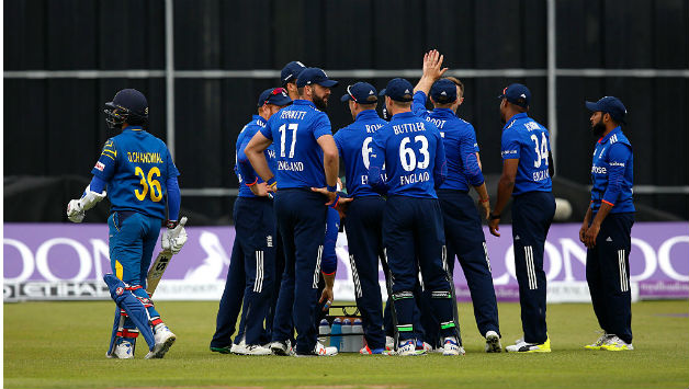 England won the fourth ODI by six wickets © Getty Images
