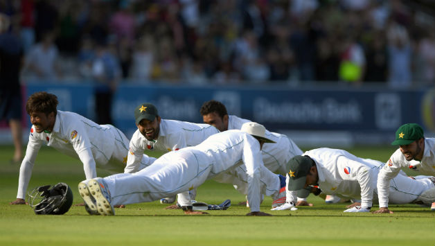 Pakistan celebrated their 75-run win over England at Lord's in style © Getty Images