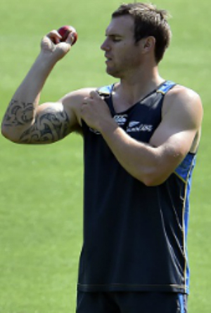 Doug Bracewell with his right-arm swing will bring in another dimension to New Zealand bowling © Getty Images