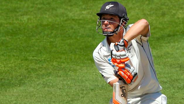 BJ Watling is currently batting on 21 along side Mitchell Santner © Getty Images (File Photo)