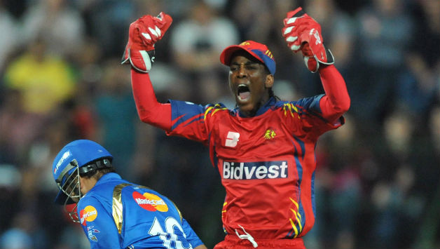 Thami Tsolekile (Right) in action during Champions League T20 2010 with Highveld Lions © Getty Images