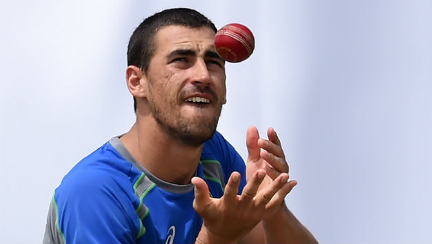 Mitchell Starc on Thursday injured after he collided with an equipment during a fielding training, as he was quickly rushed to the hospital © AFP