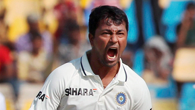 Ojha dismissed a set Pujara on Day Four © PTI