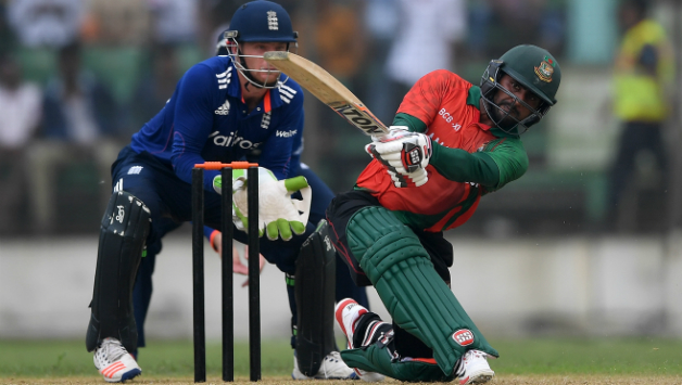 Imrul Kayes scored 11 fours and six sixes to get his century © Getty Images