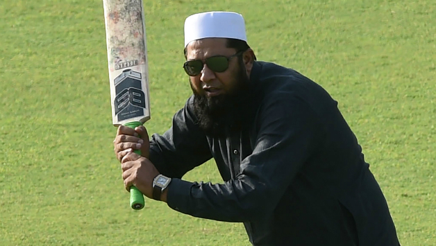 Inzamam-ul-Haq has offered a lifeline to off-spinner Saeed Ajmal © AFP