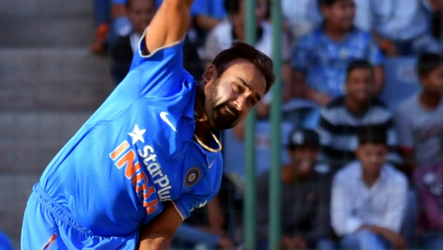 LIVE Cricket Score, India vs New Zealand, India vs New Zealand live score, ind vs nz 3rd ODI, ind vs nz live score, india vs New Zealand live streaming, India Vs New Zealand Highlights, India Zealand Mohali