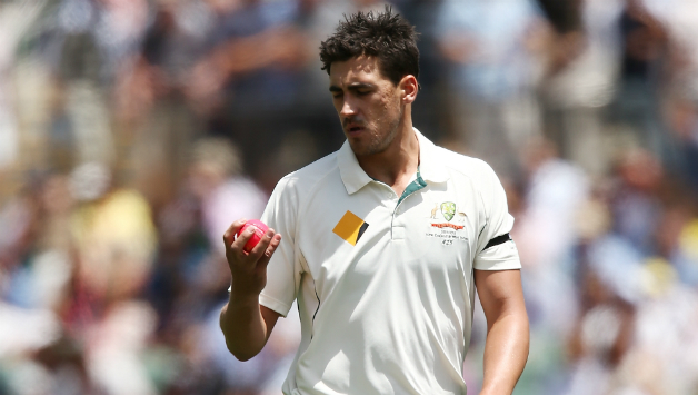 Mitchell Starc suffered a massive injury and is willing to make a comeback © Getty Images