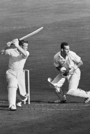 Peter Richardson has put this one away, but Gerry Alexander is in perfect position © Getty Images