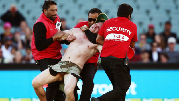 The streaker entered on post dinner-break on Day Three of the final Test © Getty Images
